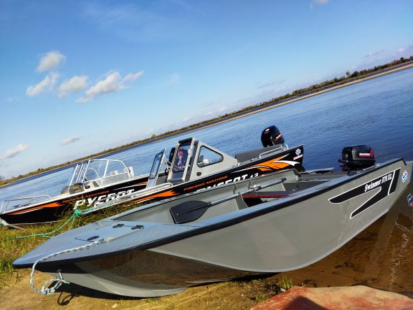 Мотолодка "SWIMMER - 400"