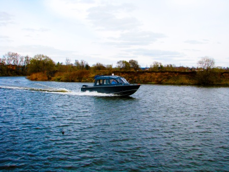 РУСБОТ‑75Н Алюминиевая моторная лодка.