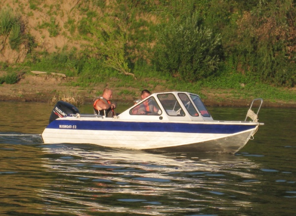 РУСБОТ‑52 Алюминиевая моторная лодка