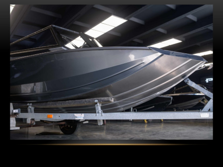 Мотолодка "Росомаха R5100B"