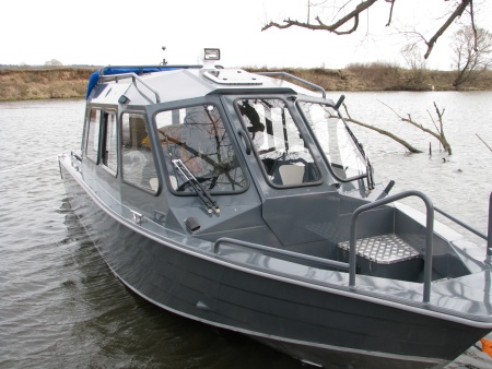 РУСБОТ‑75Н Алюминиевая моторная лодка.
