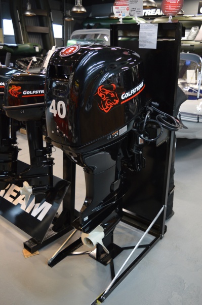 GOLFSTREAM F 40 FES-T- EFI